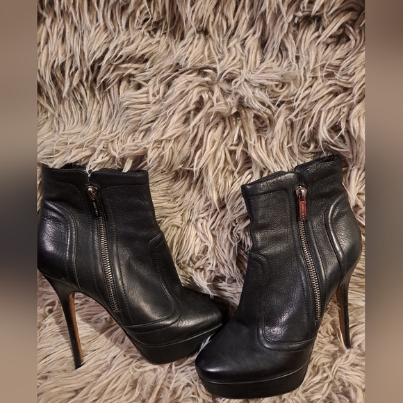 Size 6.5, Black Leather Jimmy Choo Stilhetto Boots - Picture 6 of 6